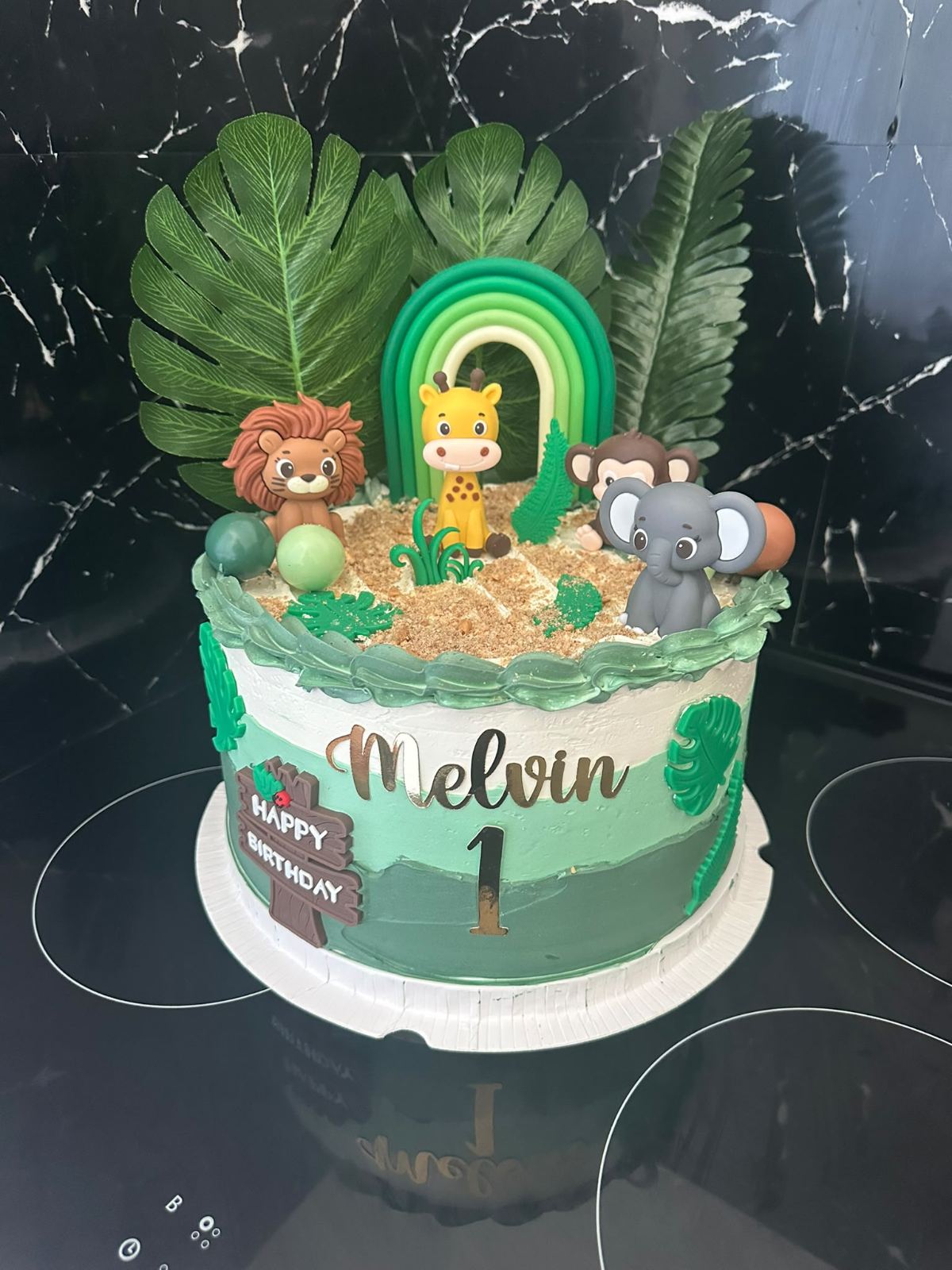 Layer Cake | Taasty Cakes Layer Cake — Layer Cake personnalisé | Taasty Cakes
