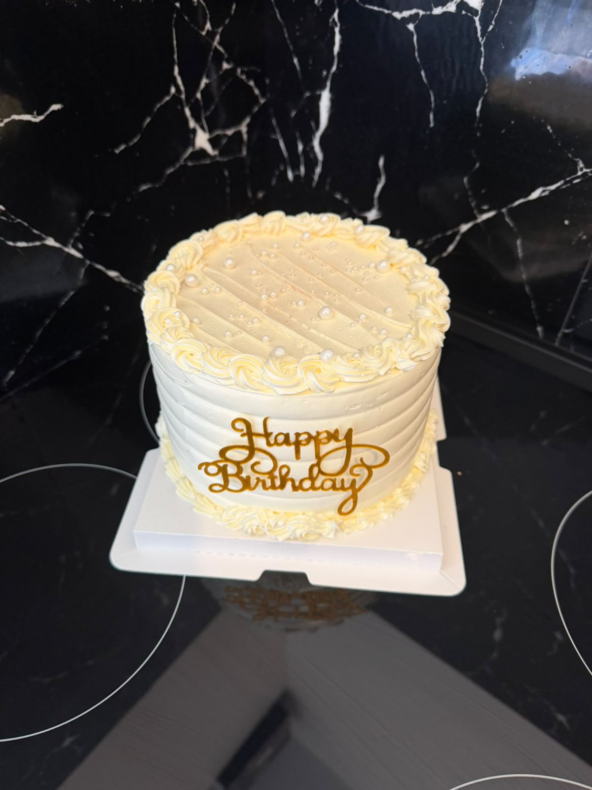 Layer Cake | Taasty Cakes Layer Cake — Layer Cake | Taasty Cakes